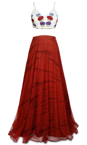 Stunning 2-piece lehenga set for any Indian event. The skirt is crimson with a gorgeous tiger pattern.