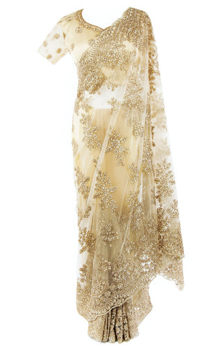Gold net Saree total stunner, finished with a lovely scalloped border.stars will align.